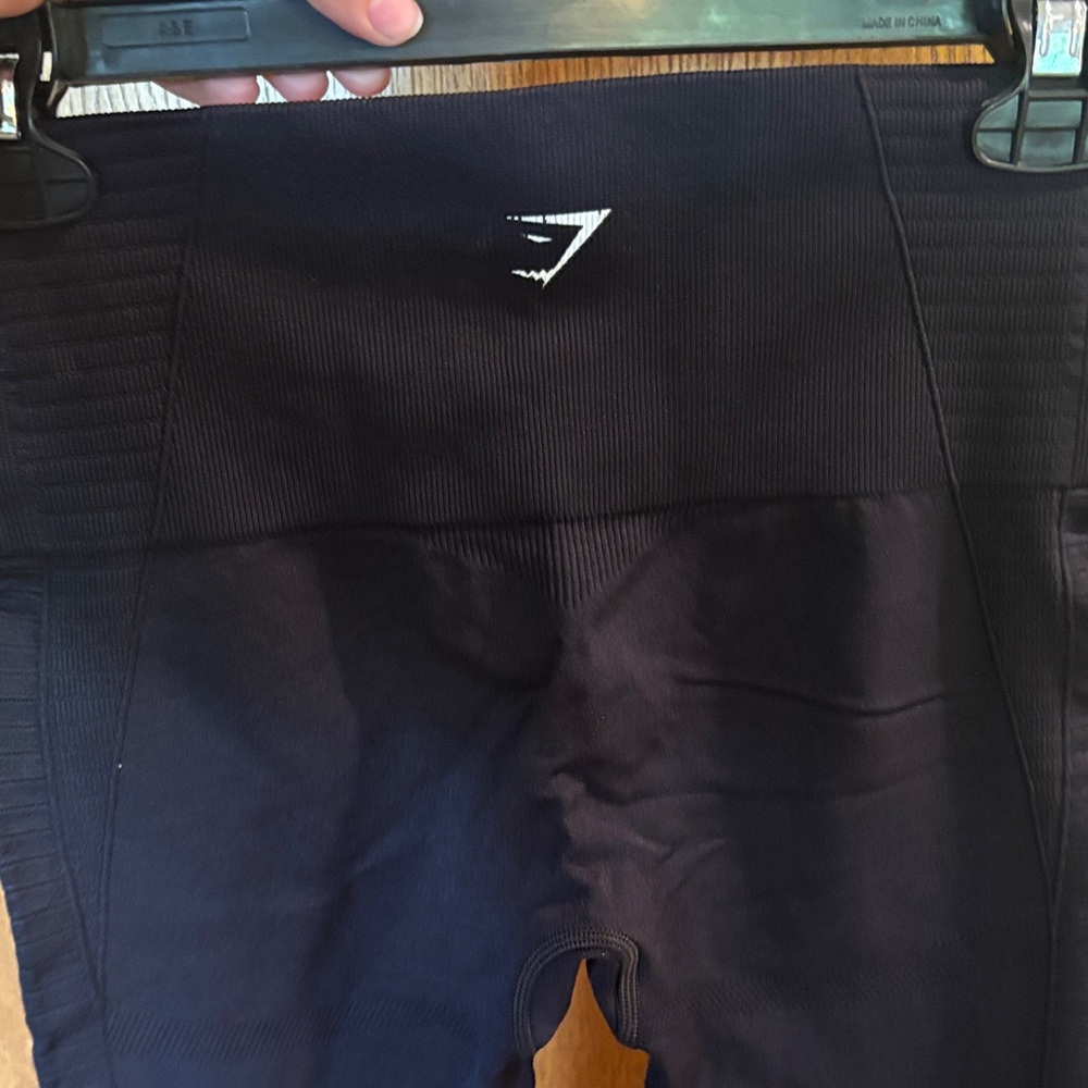 GYMSHARK Black Active Leggings - Picture 2 of 5